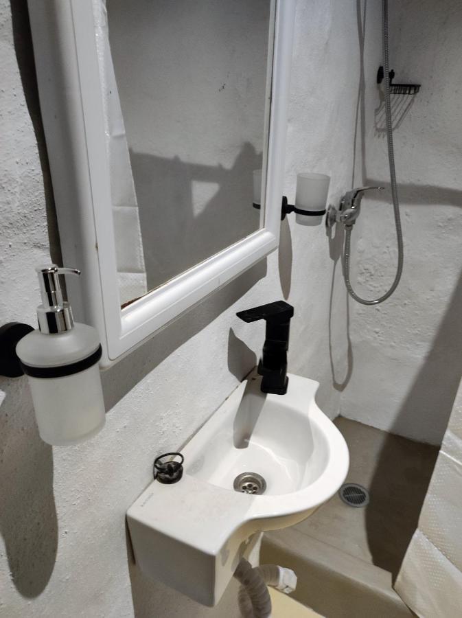 Pyrgi Artemis Place Mykonos Town Exterior foto