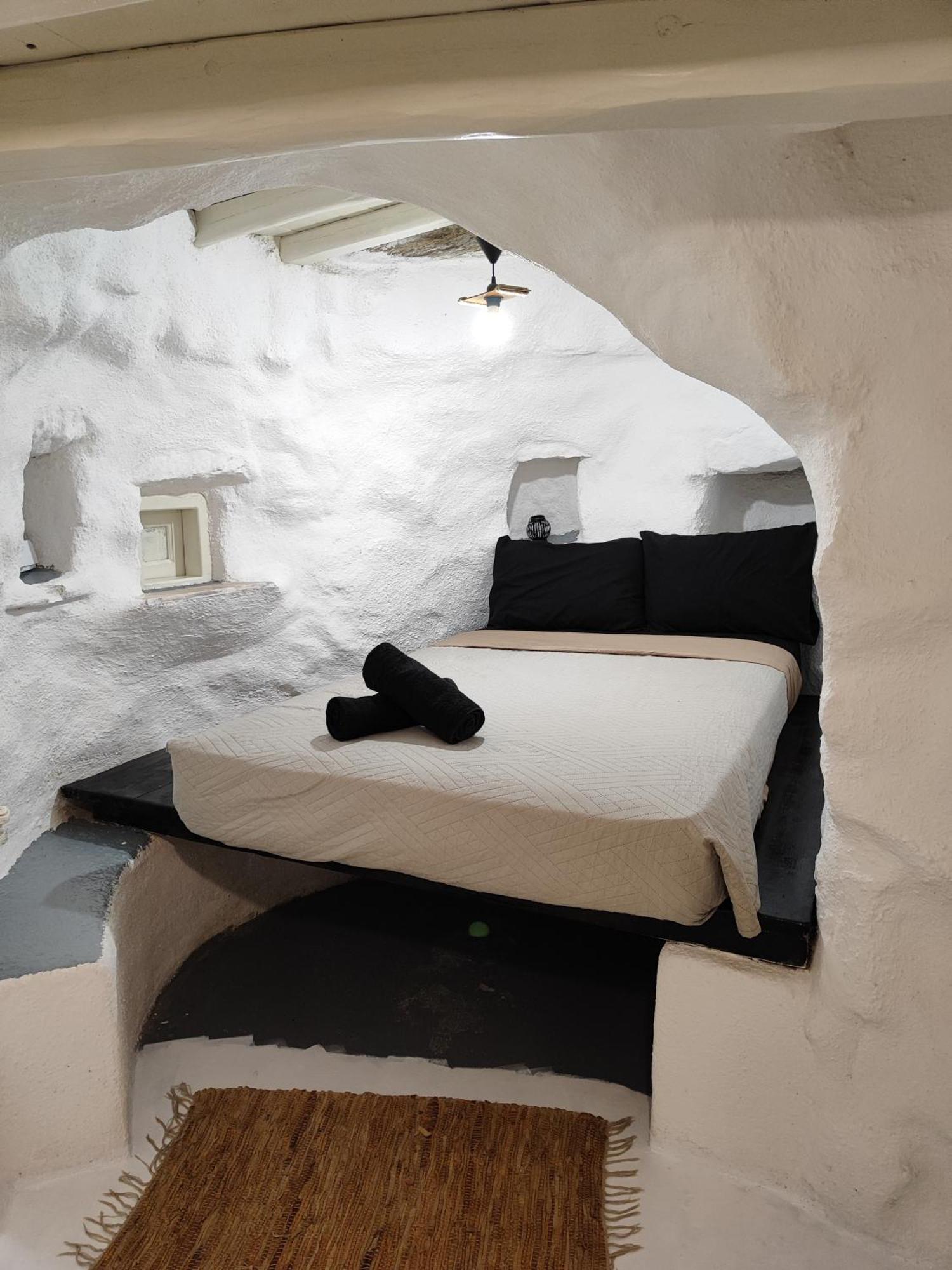 Pyrgi Artemis Place Mykonos Town Exterior foto
