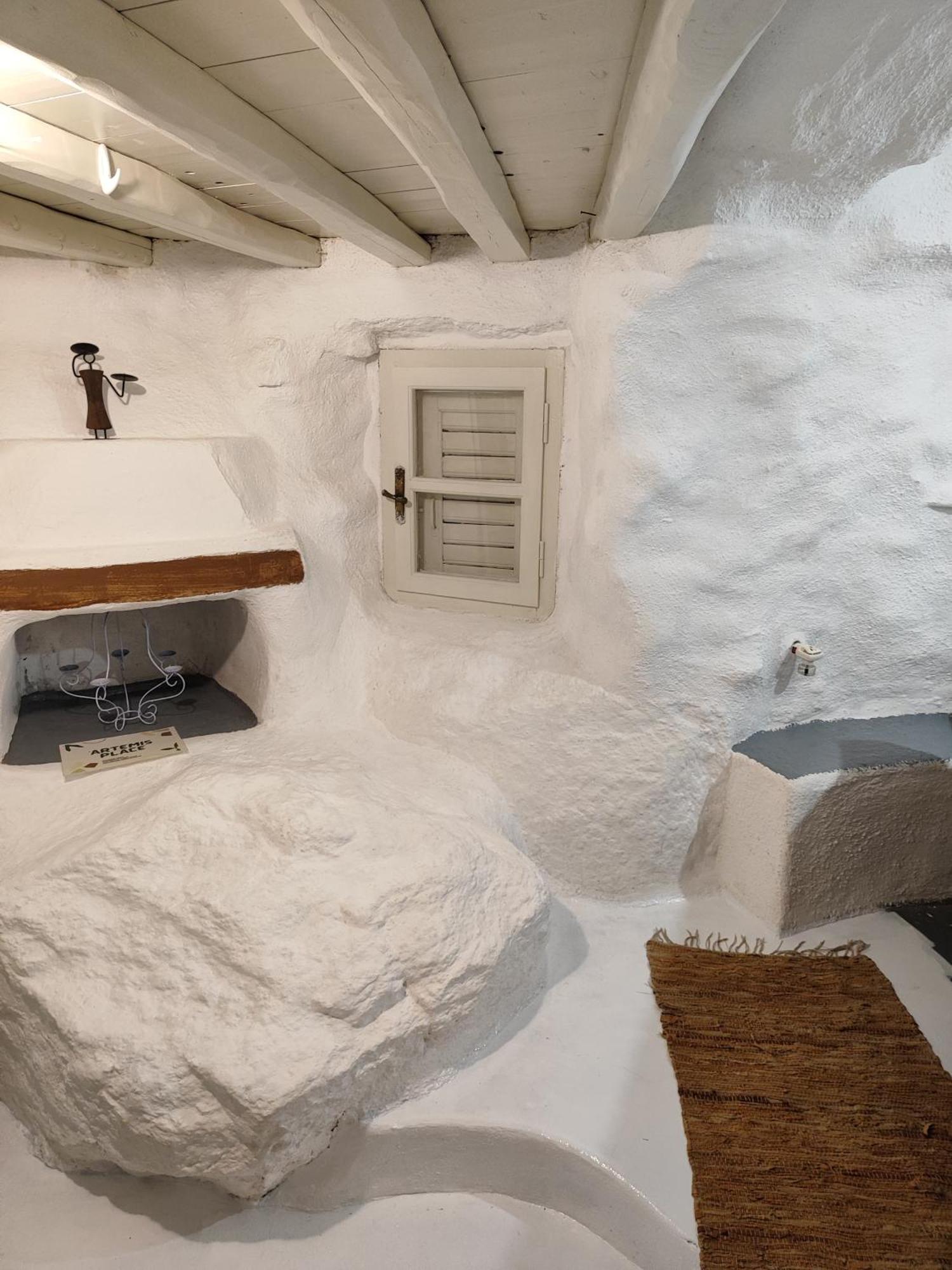 Pyrgi Artemis Place Mykonos Town Exterior foto